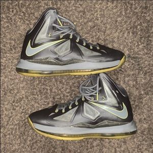 LeBron 10’s